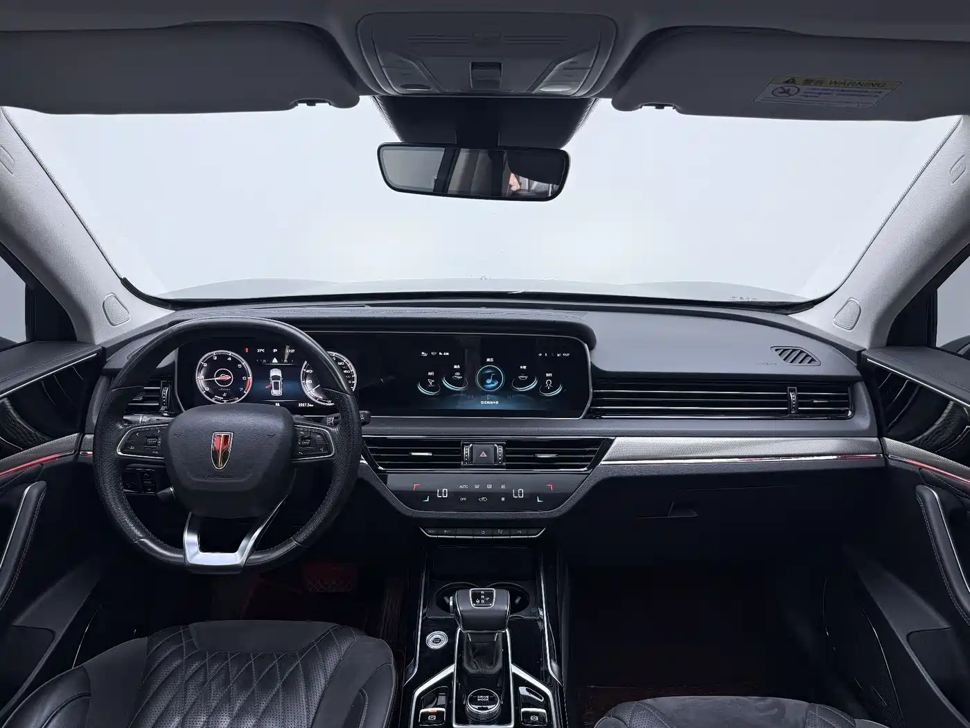 Hongqi HS5 2022 Facelift 2.0T Smart Flag Enjoyment Edition фото 12