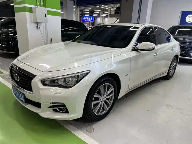 INFINITI Q50L