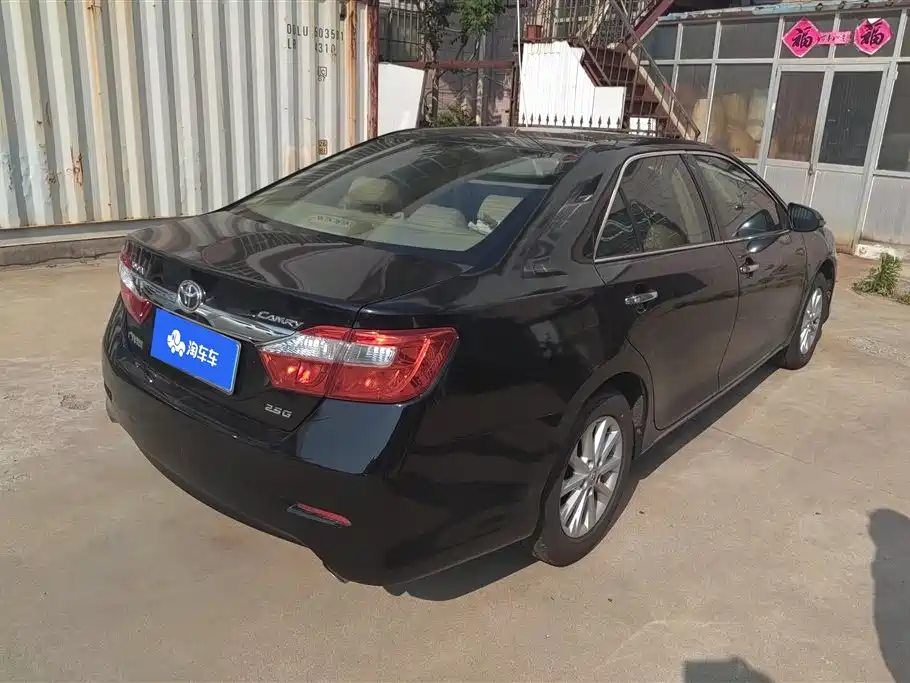 Toyota Camry 2013 2.5G Comfort фото 3