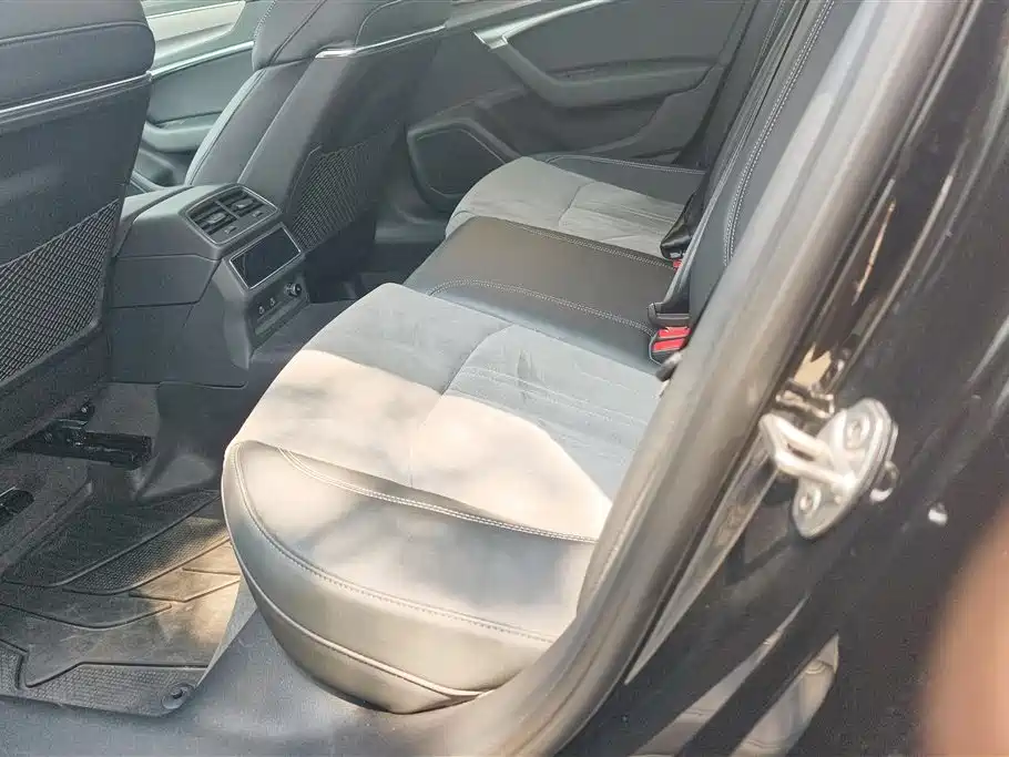 Audi A6L 2024 45 TFSI Premium Dynamic фото 11