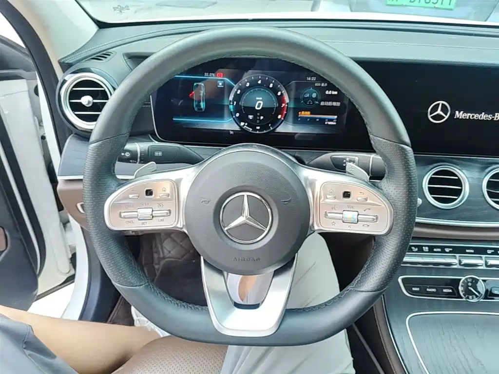 Mercedes-Benz E-Class 2019 Facelift E 300 L Sport Luxury фото 11