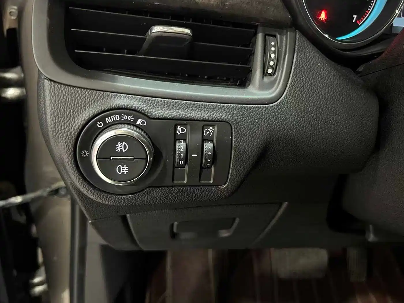 Buick Envision Plus 2016 20T 2WD Elite фото 14