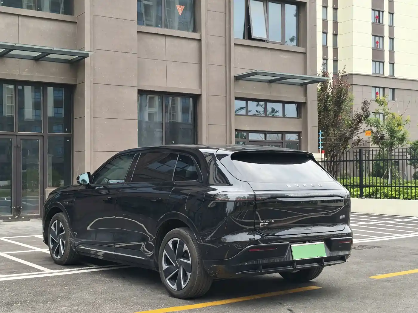 Exeed Exlantix ET 2025 2025 Pure Electric 625 Pro 2WD Urban Assist