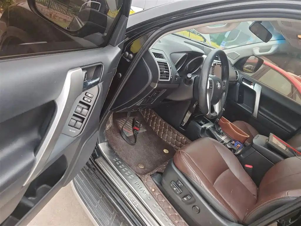 Toyota Prado 2016 3.5L Auto TX-L фото 12