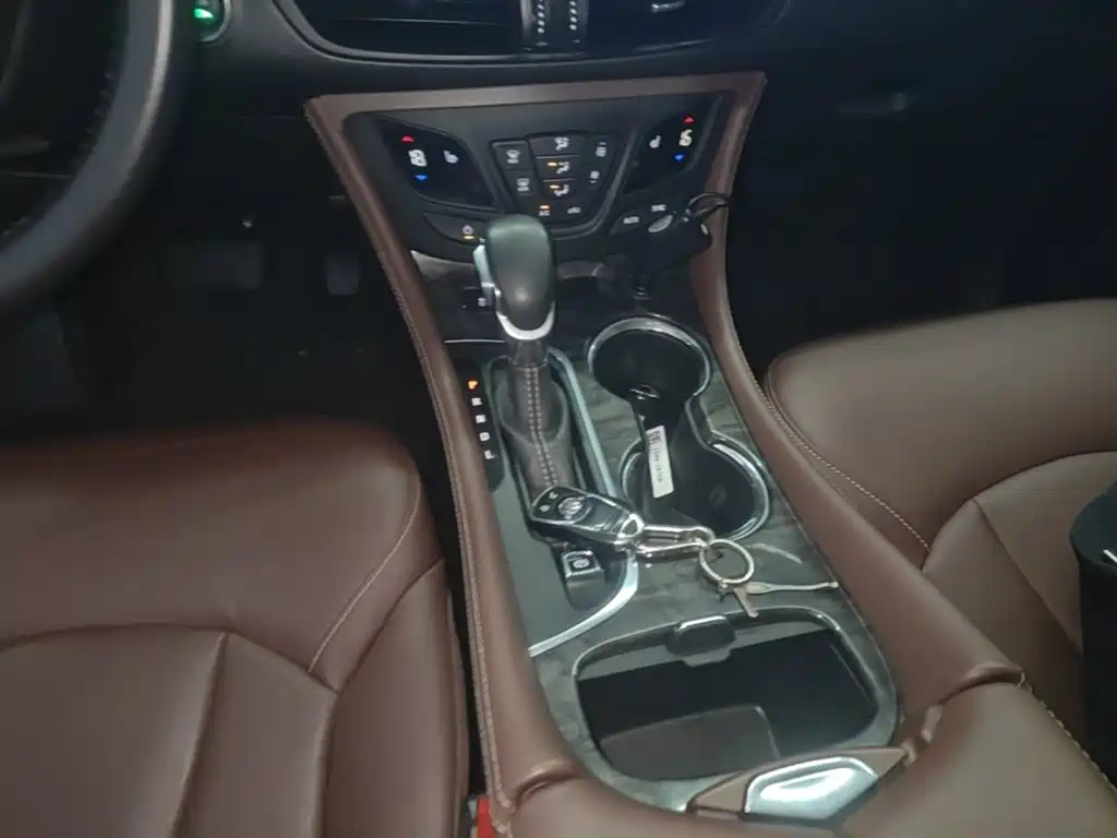 Buick Envision Plus 2015 2014 28T 4WD Elite
