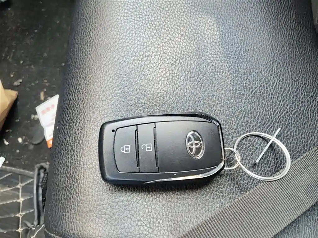 Toyota Corolla Cross 2022 2.0L Elite Edition фото 9