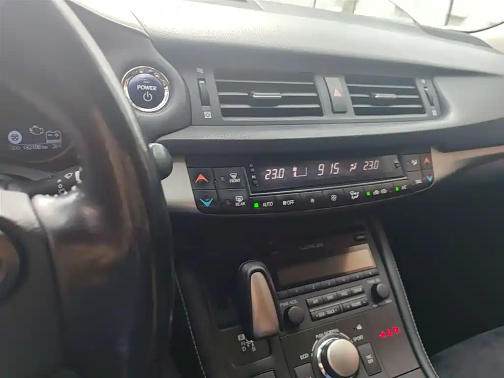 Lexus CT 2014 CT200h Elite Monochrome фото 13