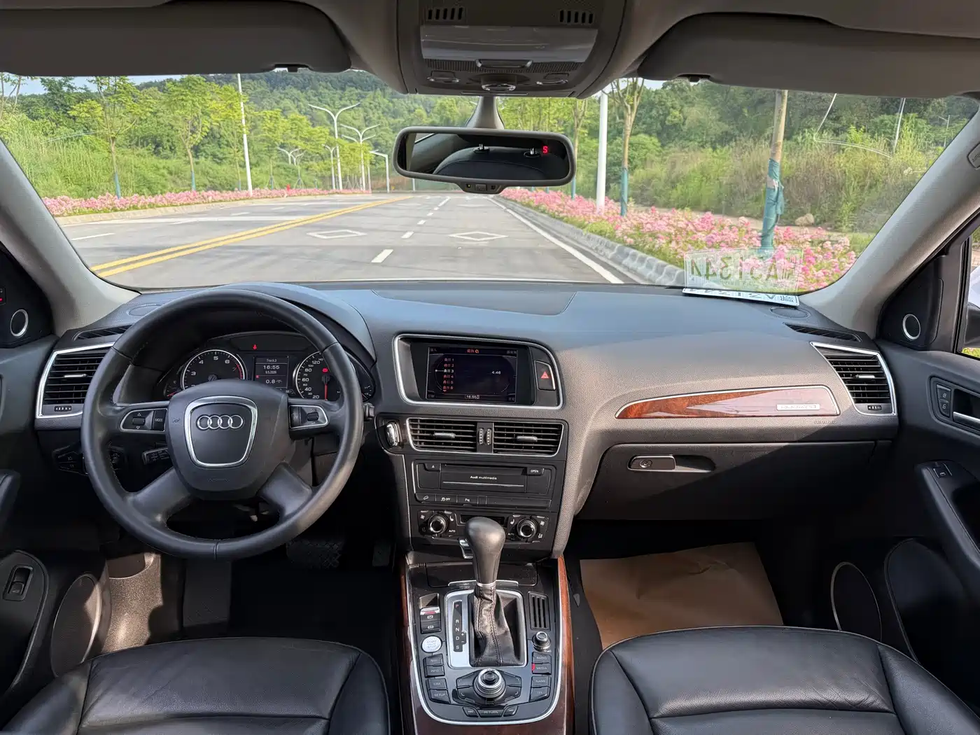 Audi Q5 2012 2.0TFSI Comfort фото 23