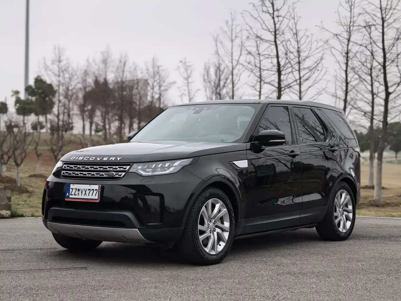 Land Rover Discovery 2017 3.0 SC V6 HSE