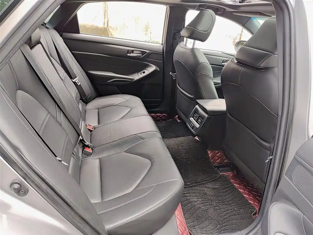 Toyota Avalon 2021 2.5L Luxury Edition фото 11