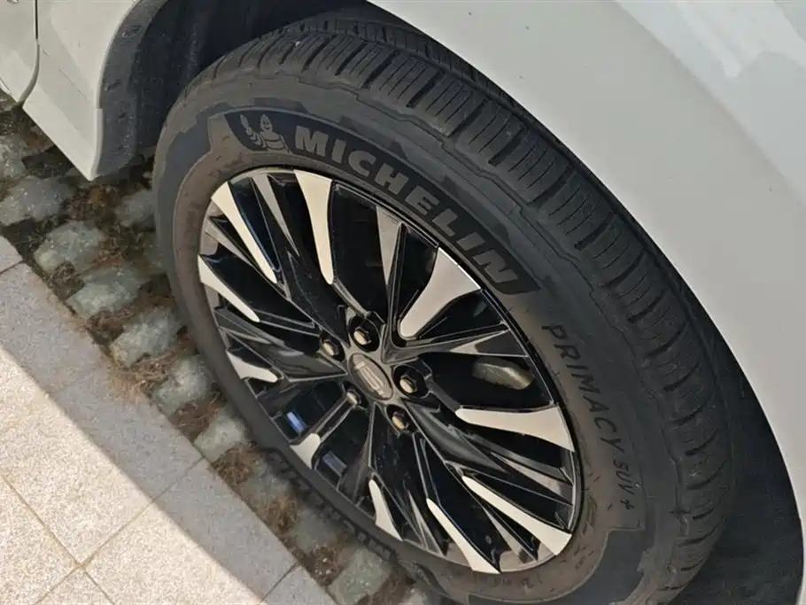 Toyota Vellfire 2024 Crown Hybrid 2.5L Premium Edition фото 6