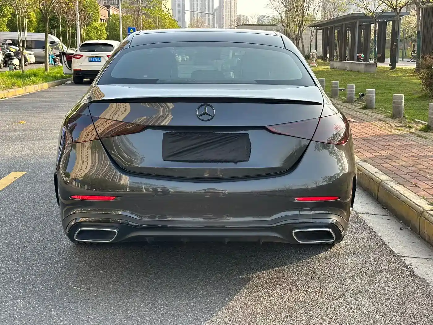 Mercedes-Benz C-Class 2023 C 260 L Night Edition Sport фото 8