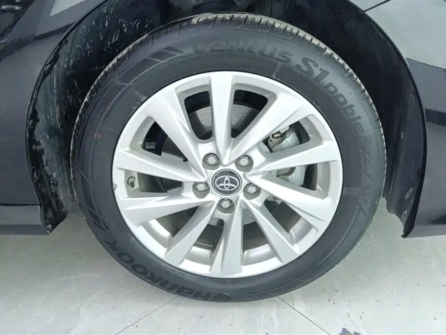 Toyota Camry 2023 2.0G Luxury Edition фото 6
