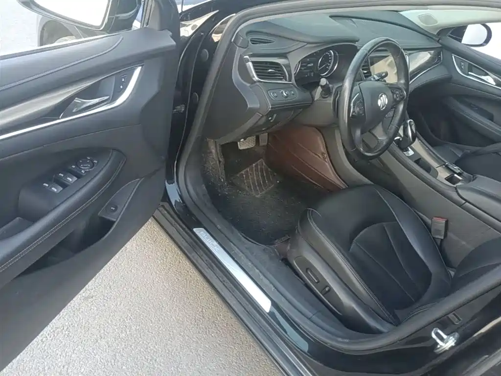 Buick LaCrosse 2018 Model 20T Elite Edition фото 23