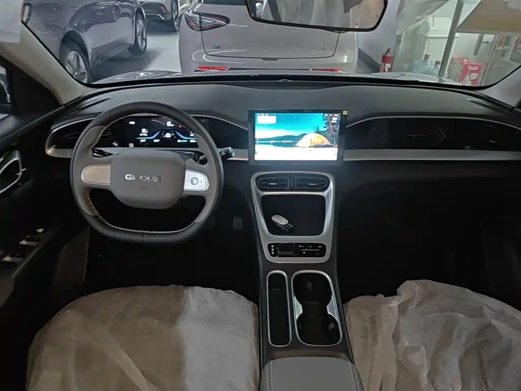 Geely Galaxy Starry Wish 2026 Edition 310km Youth Version фото 10
