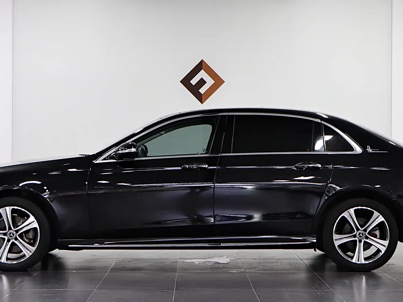 Mercedes-Benz E-Class 2019 E 260 L Sport фото 7