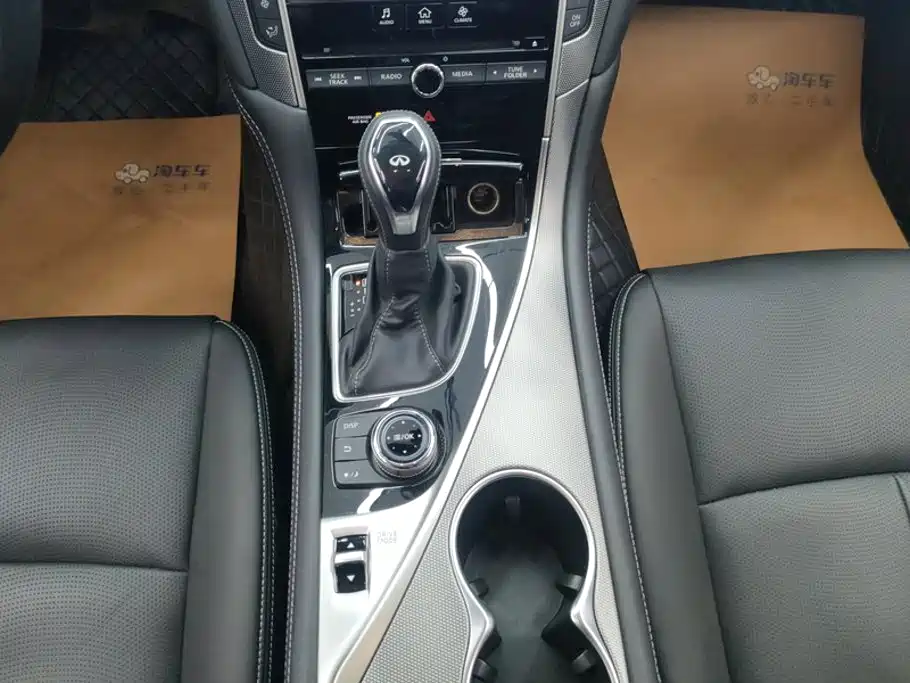 Infiniti Q50L 2024 2022 2.0T Leisure Edition
