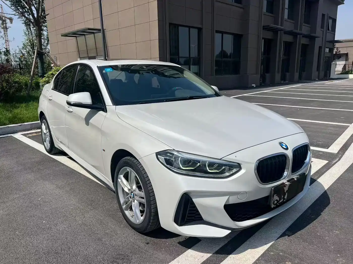 BMW 1 Series 2020 Model 120i M Sport Package фото 3