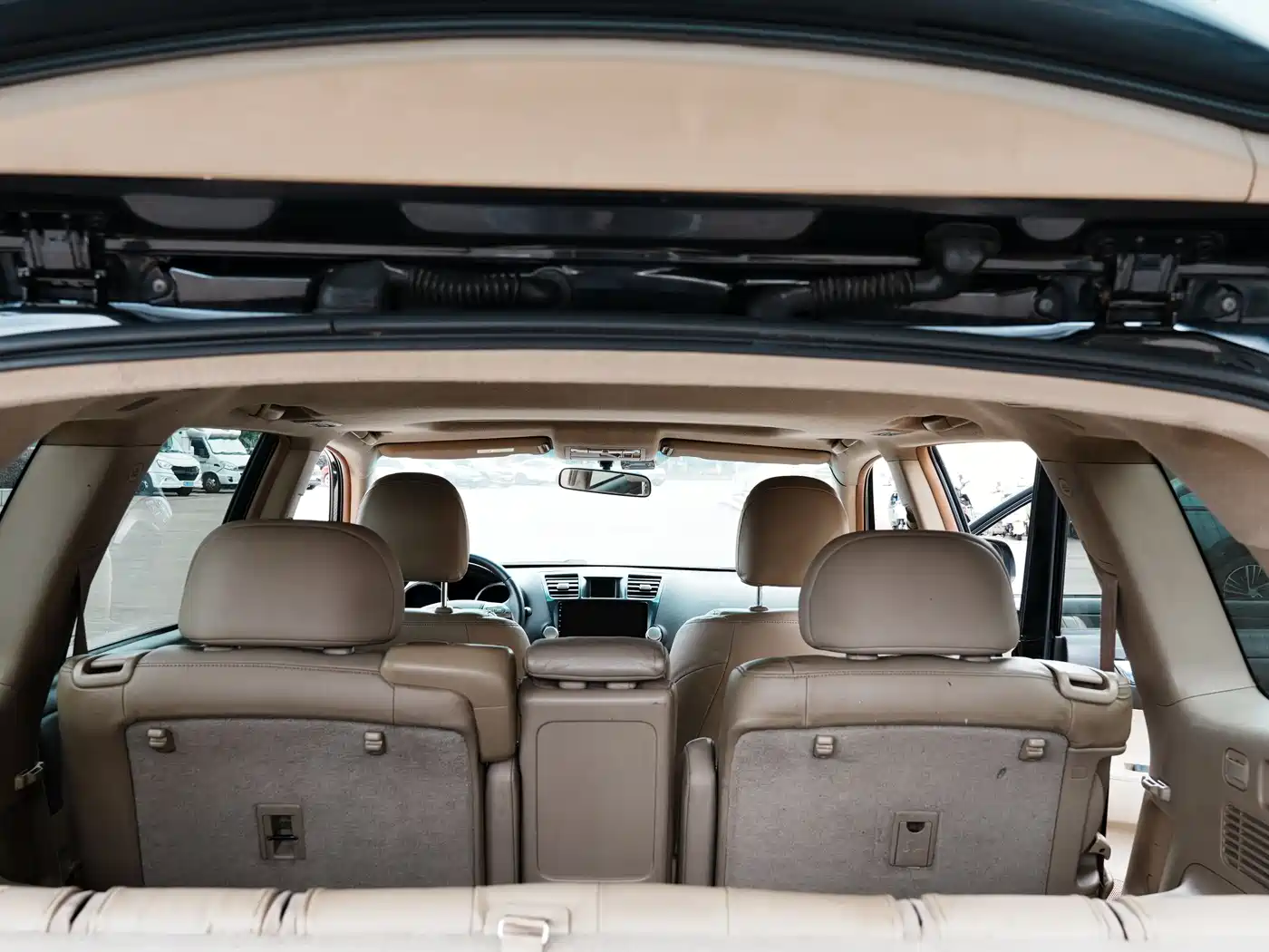 Toyota Highlander 2011 2.7L 2WD 7-seat Luxury Navigation фото 12