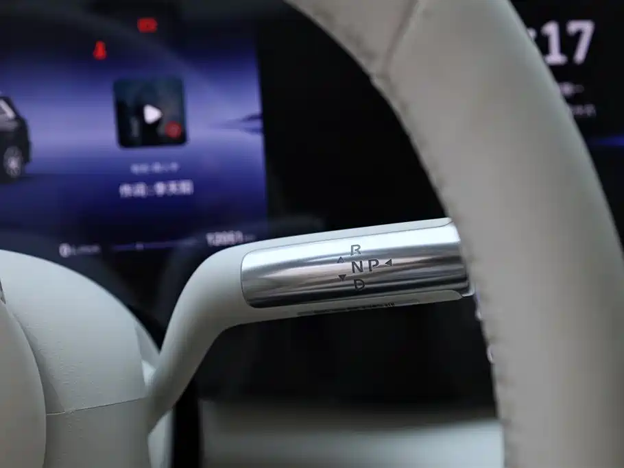 AITO Wenjie AITO M8 2025 Extended Range Max 37kWh 5-Seater фото 28
