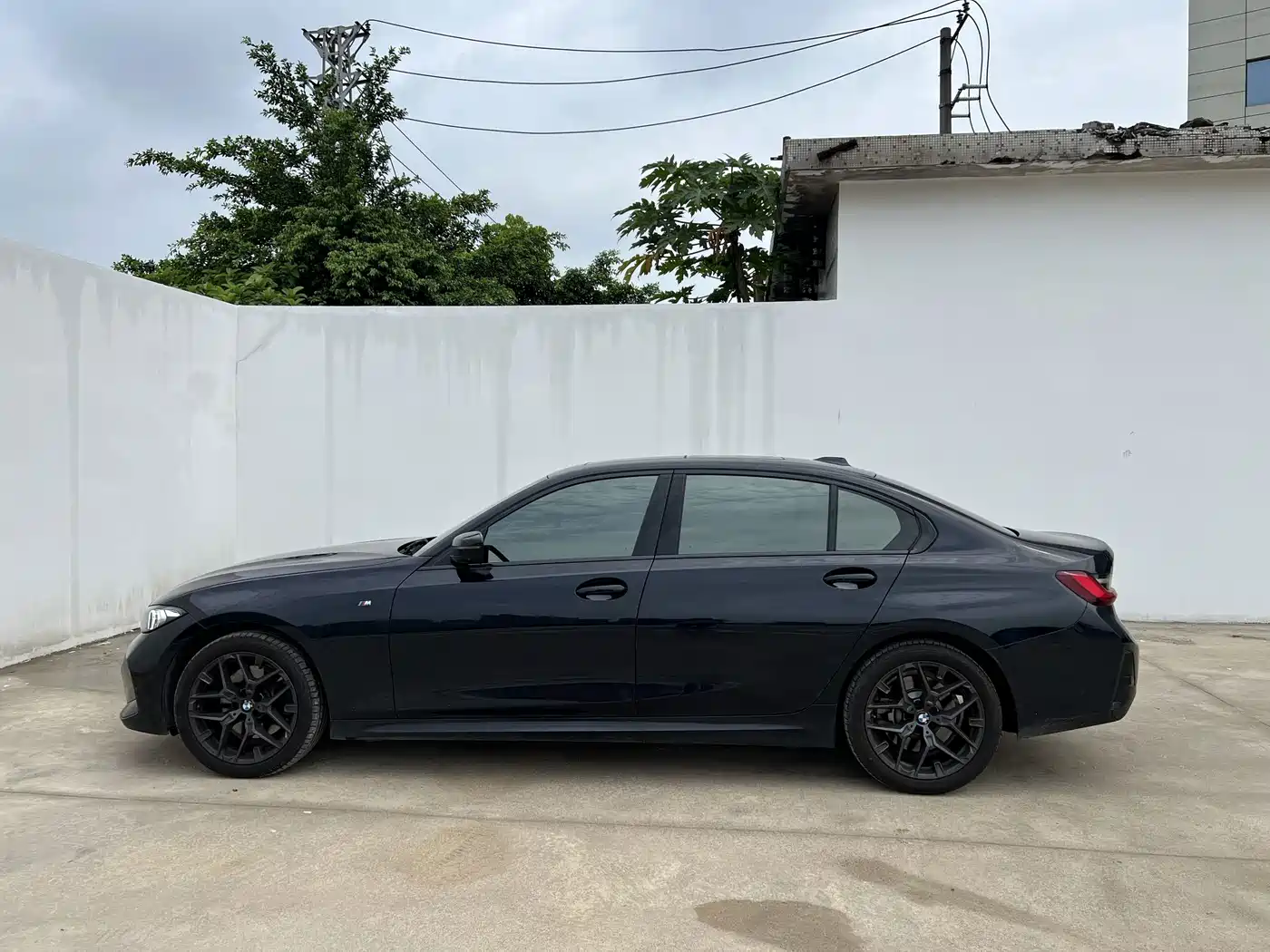 BMW 3 Series 2026 2025 330Li M Sport Night Edition