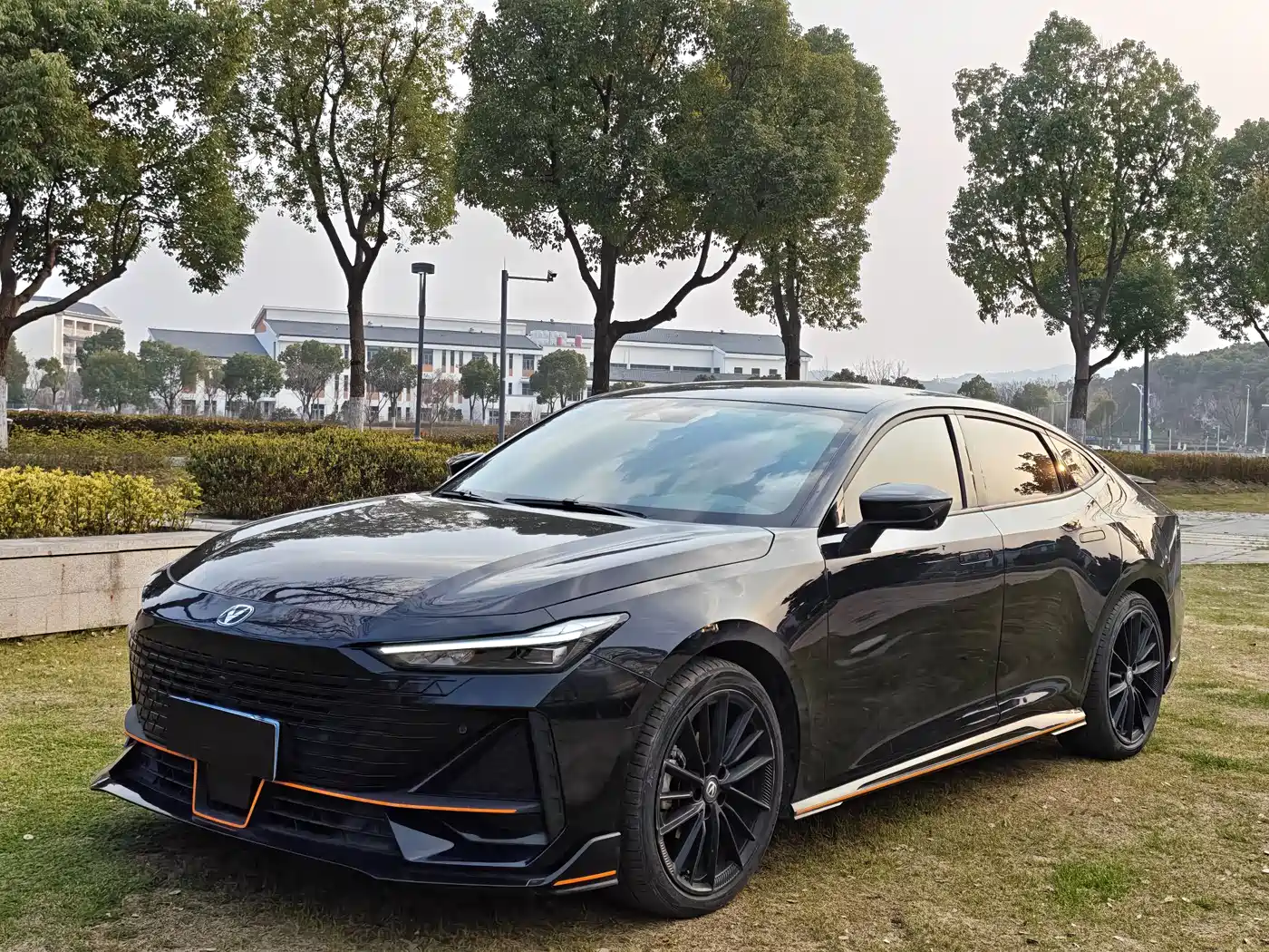 CHANGAN UNI-V