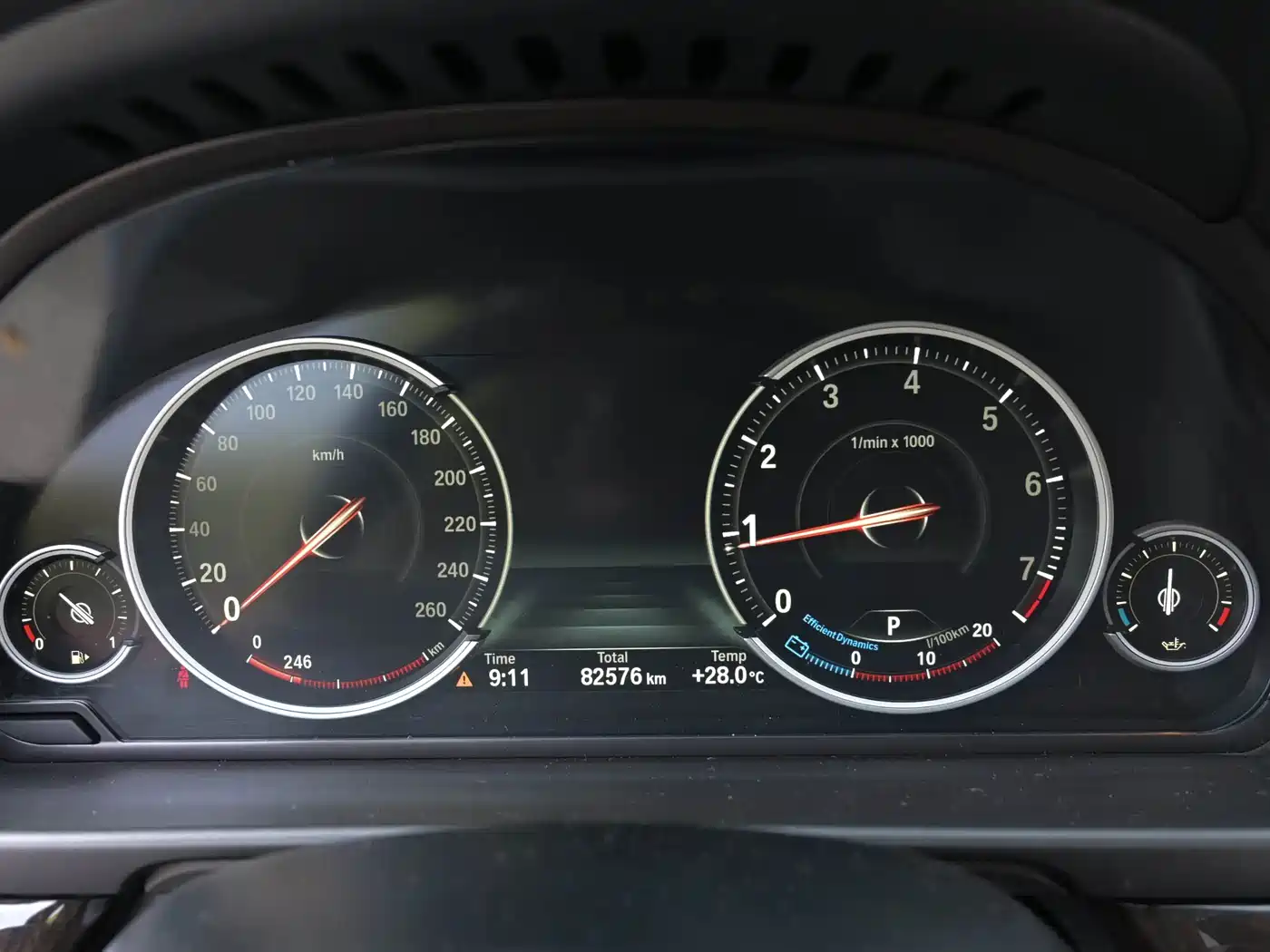 BMW 5 Series 2017 525Li Leading Edition фото 10