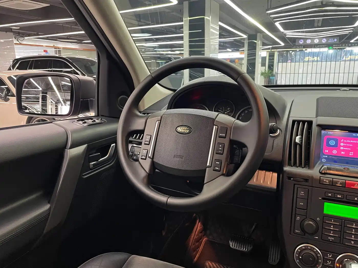 Land Rover Freelander 2 2010 2.2 TD4 Automatic HSE Diesel фото 16