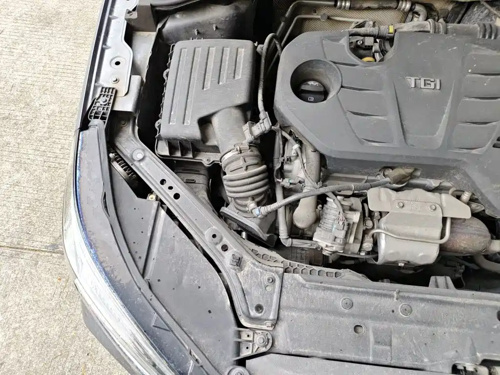 Roewe i6 MAX 2022 2020 Model 300TGI Automatic Cool & Smart Edition
