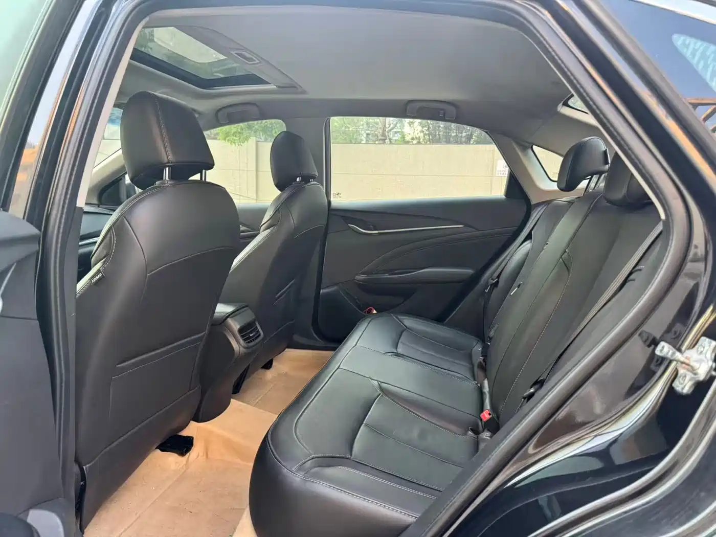 Buick Excelle 2016 Model 15N Automatic Luxury фото 5