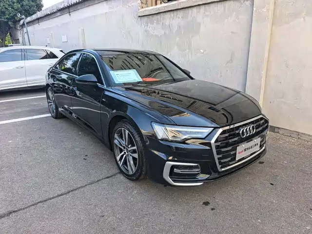 Audi A6L 2024 40 TFSI Luxury Dynamic — фото 3