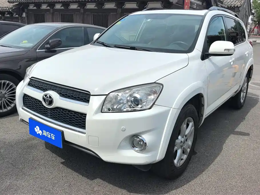 Toyota RAV4 Rongfang 2011 2.4L Automatic 4WD Luxury Edition