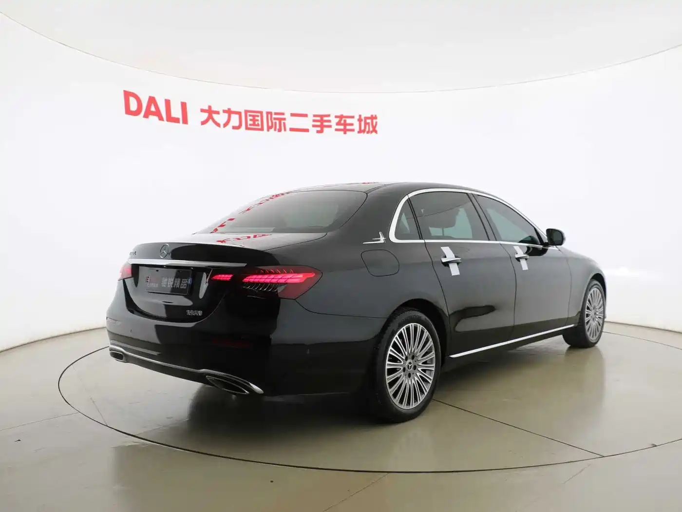 Mercedes-Benz E-Class 2023 Facelift E 300 L Luxury фото 7