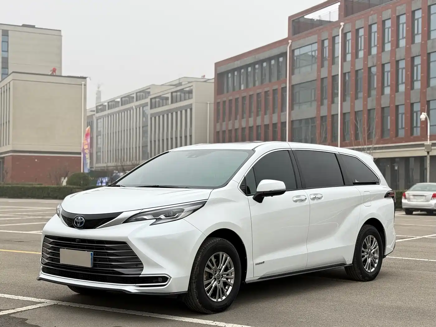 Toyota Sienna 2021 2.5L Hybrid Luxury Edition