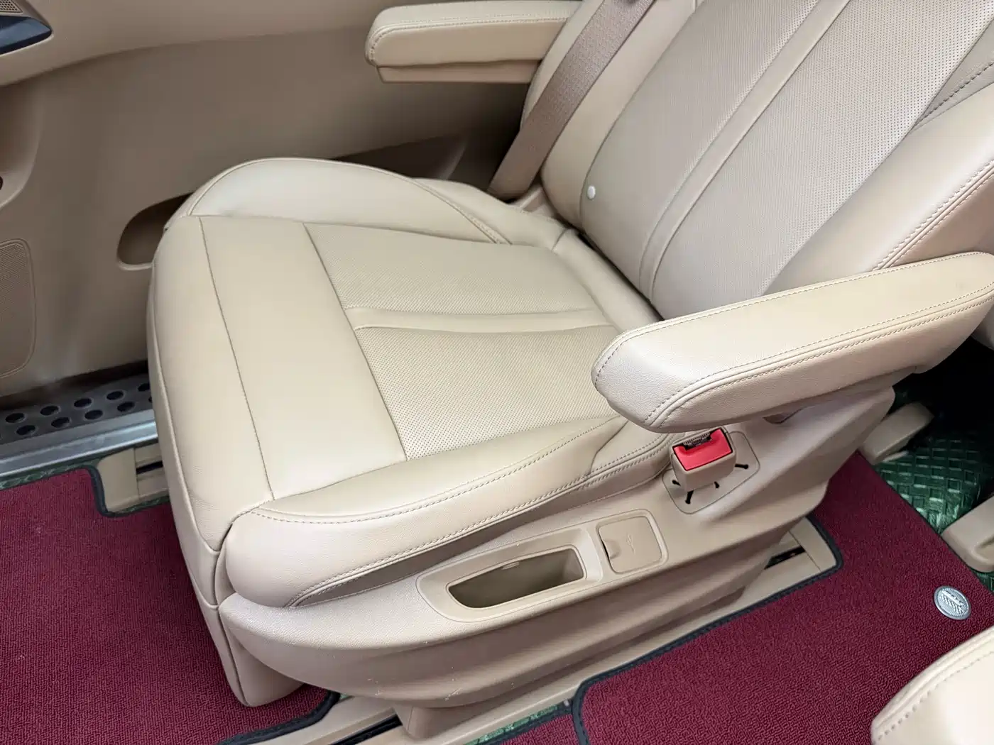 Buick GL8 2018 ES 28T Luxury Type China VI фото 28