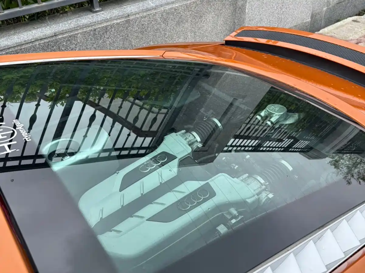 Audi R8 2014 4.2 FSI quattro фото 3