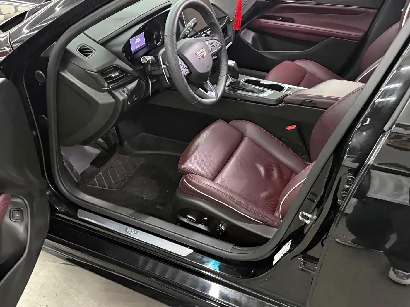 Cadillac CT4 2021 28T Premium Edition фото 6