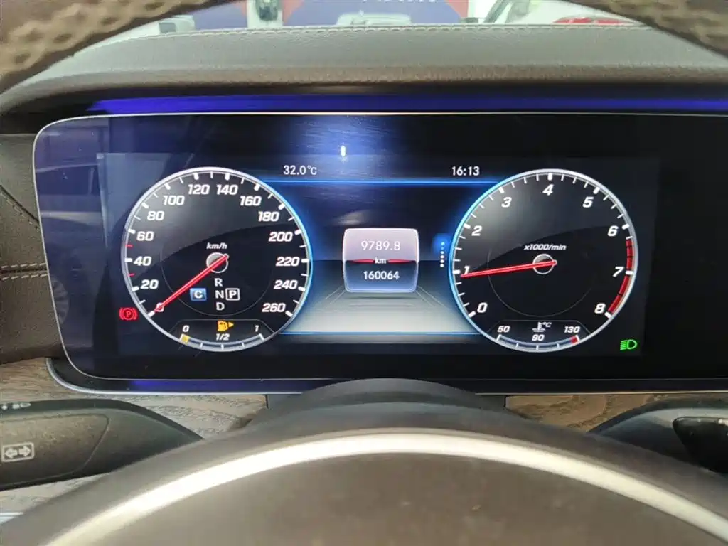 Mercedes-Benz E-Class 2018 Facelift E 300 L Fashion фото 12