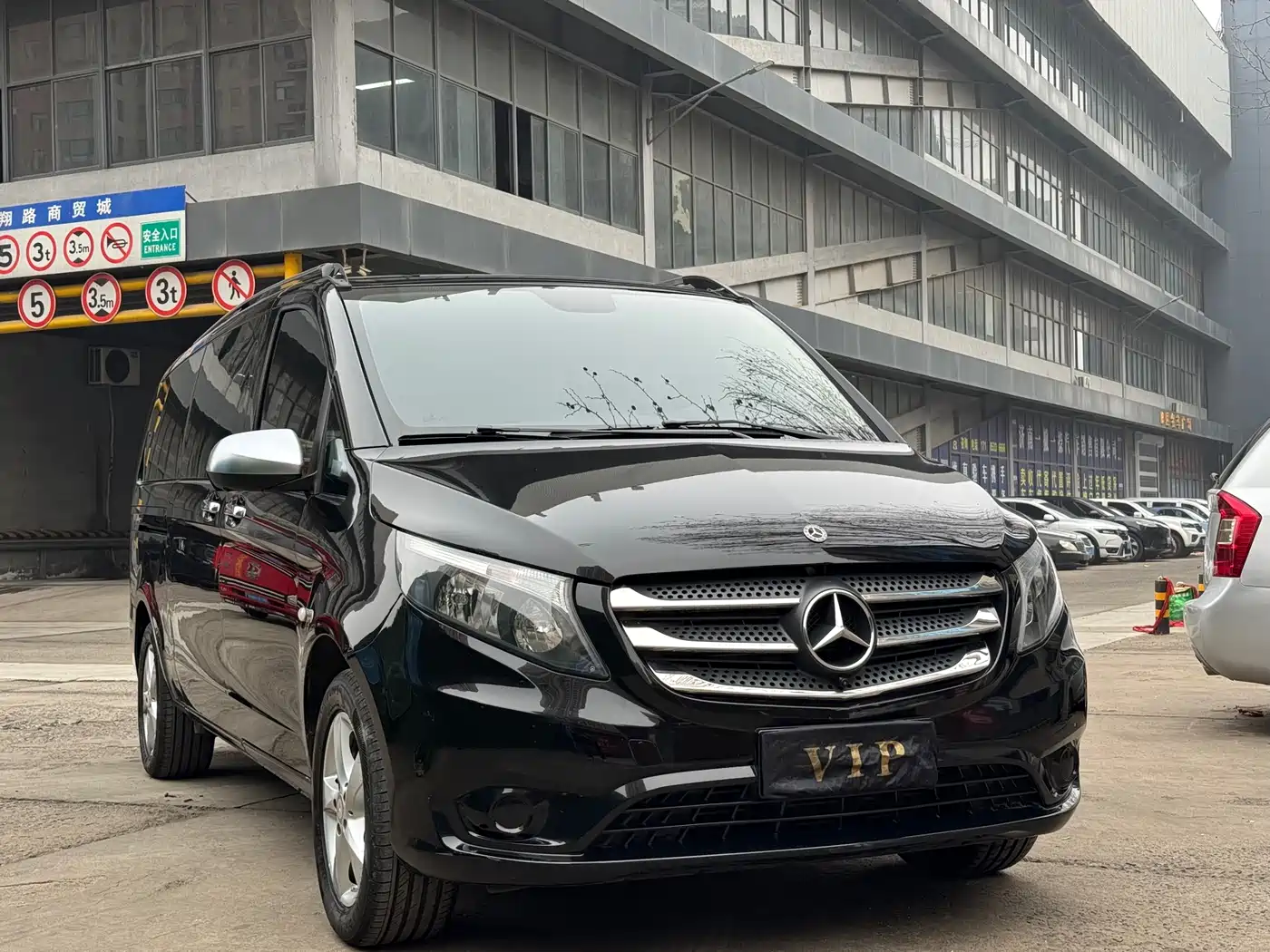 Mercedes-Benz Vito 2016 2.0T Elite Edition фото 2