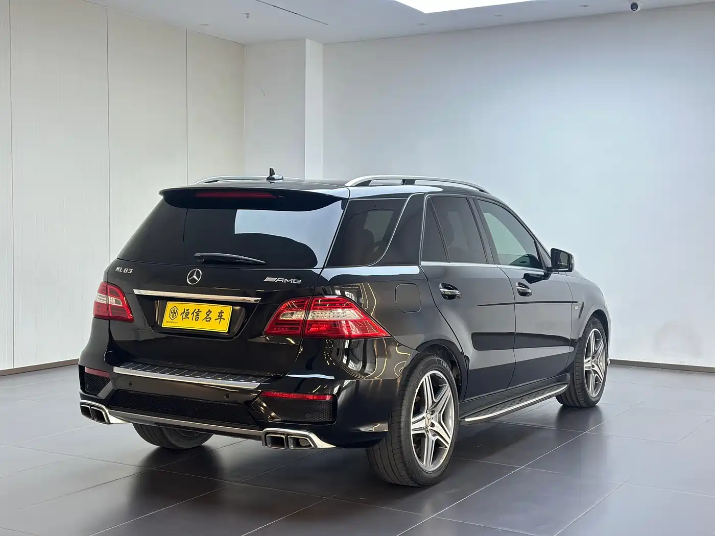 Mercedes-Benz M-Class AMG 2014 AMG ML 63 фото 6