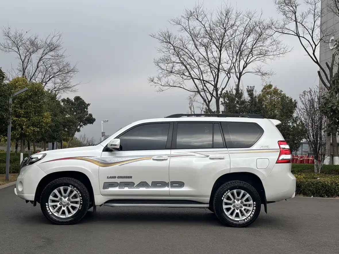 Фото 8 - Toyota Prado