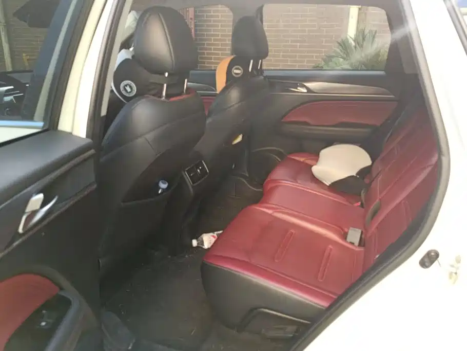 GAC Trumpchi Trumpchi GS4 PLUS 2021 2021 270T Automatic Starlight Edition