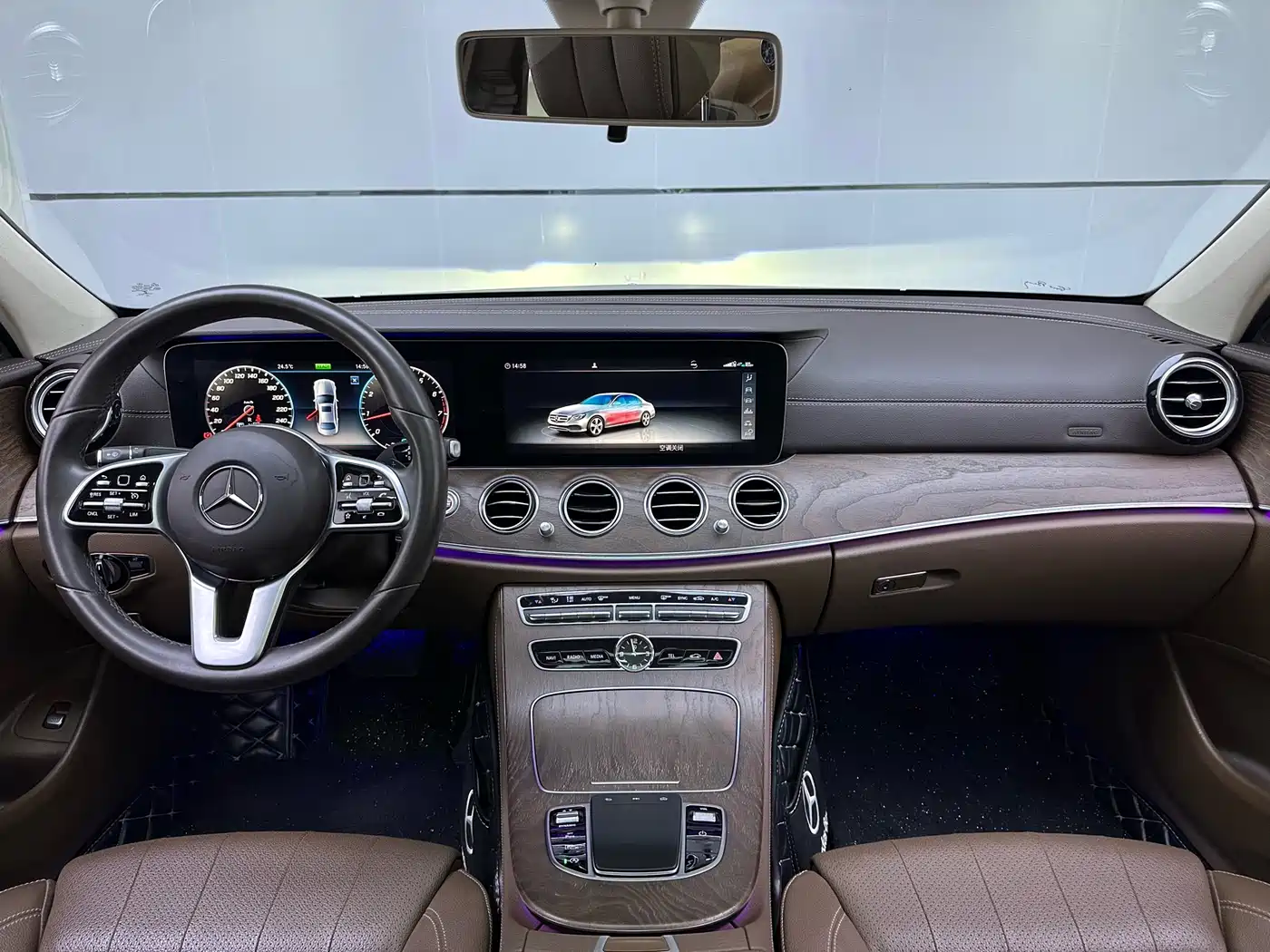 Mercedes-Benz E-Class 2020 E 260 L фото 15
