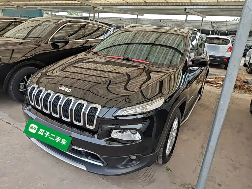 Jeep Cherokee 2017 — пригон из Китая