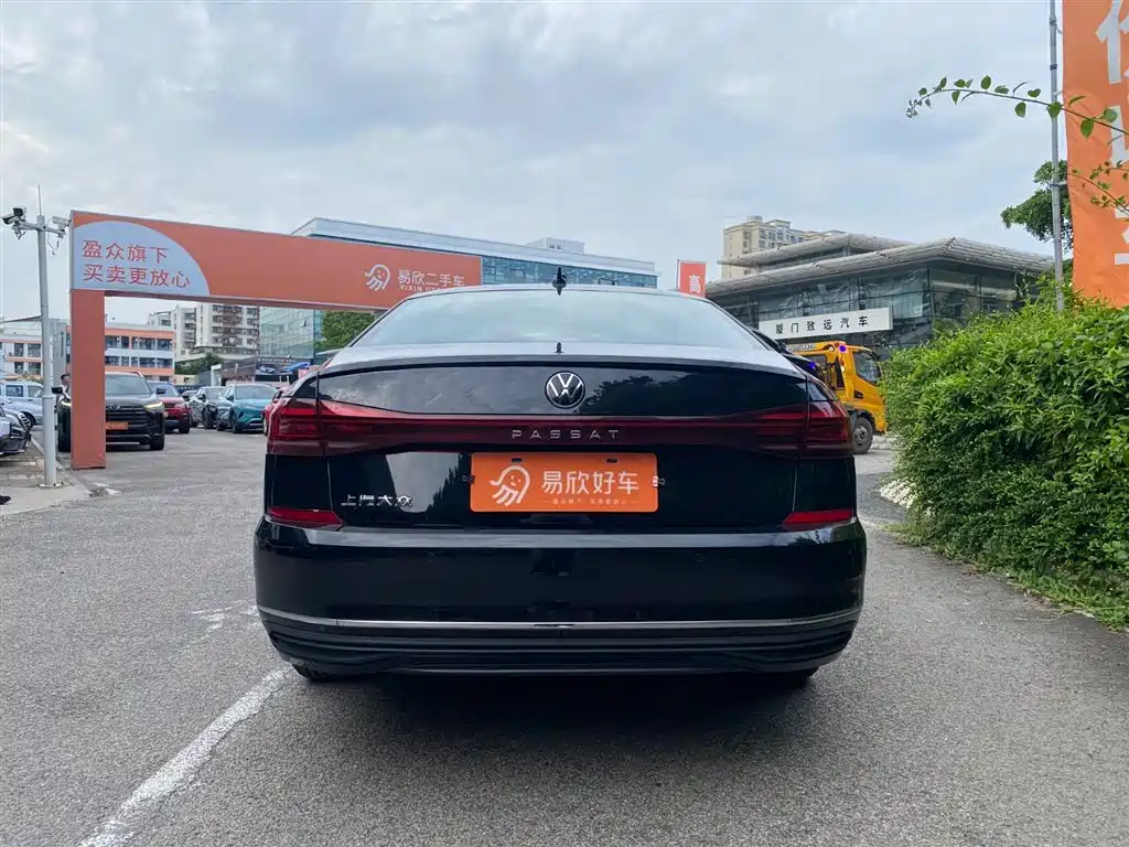 Volkswagen Passat 2024 280TSI Business Edition фото 10