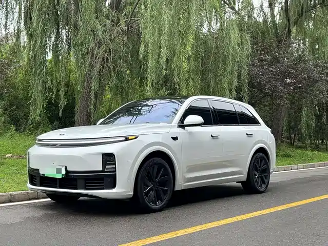 Li Auto L7 2023