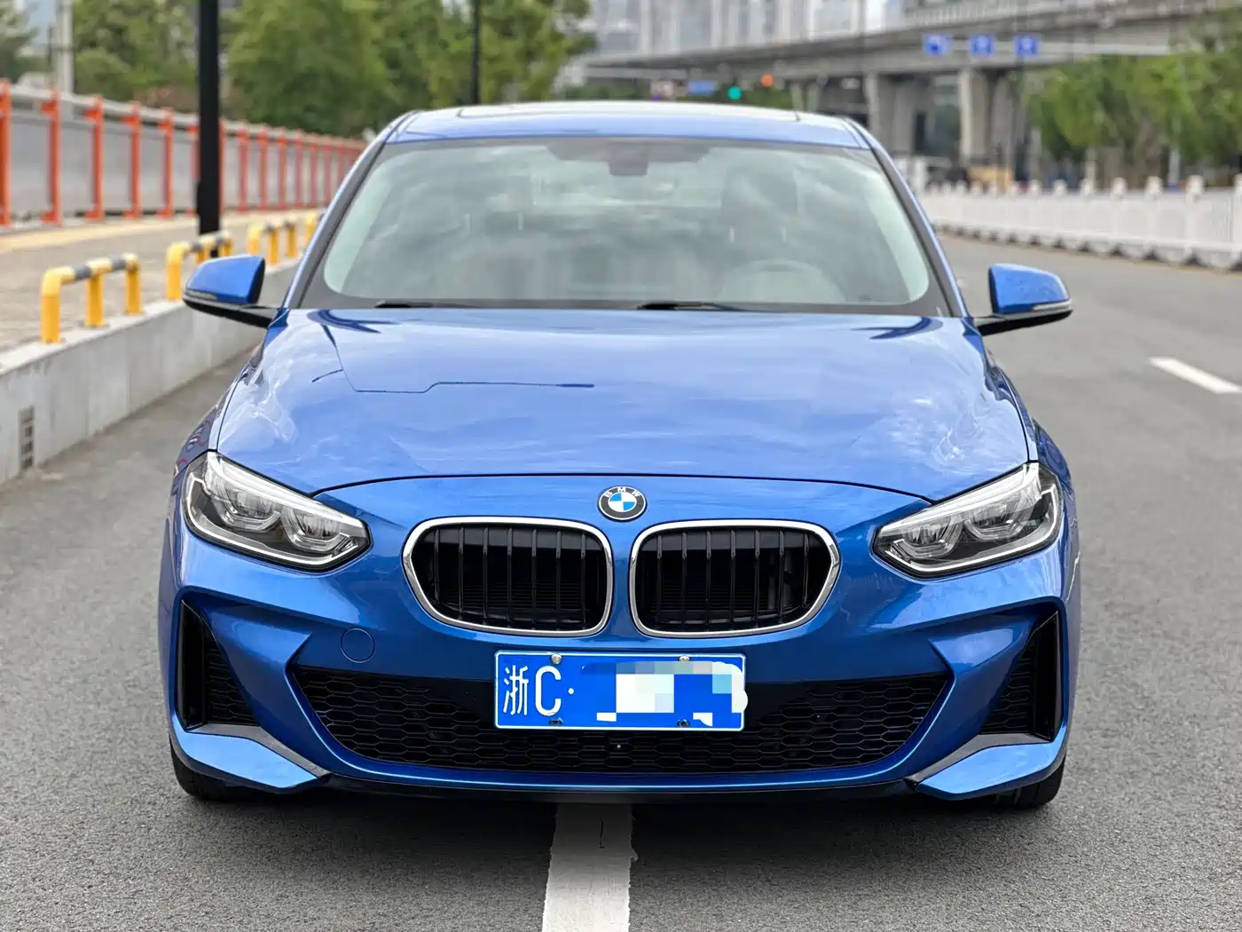 BMW 1 Series 2019 118i M Sport Package фото 2