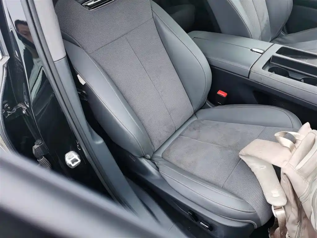 Voyah Auto VOYAH Zhuiguang 2024 PHEV AWD Ultra Long Range Flagship фото 20