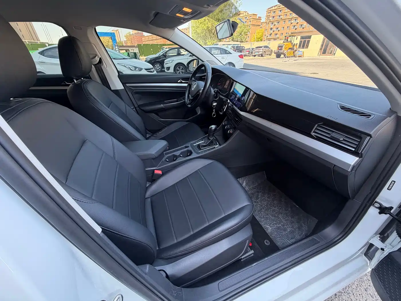 Volkswagen Bora 2020 1.5L Automatic Fashion фото 13