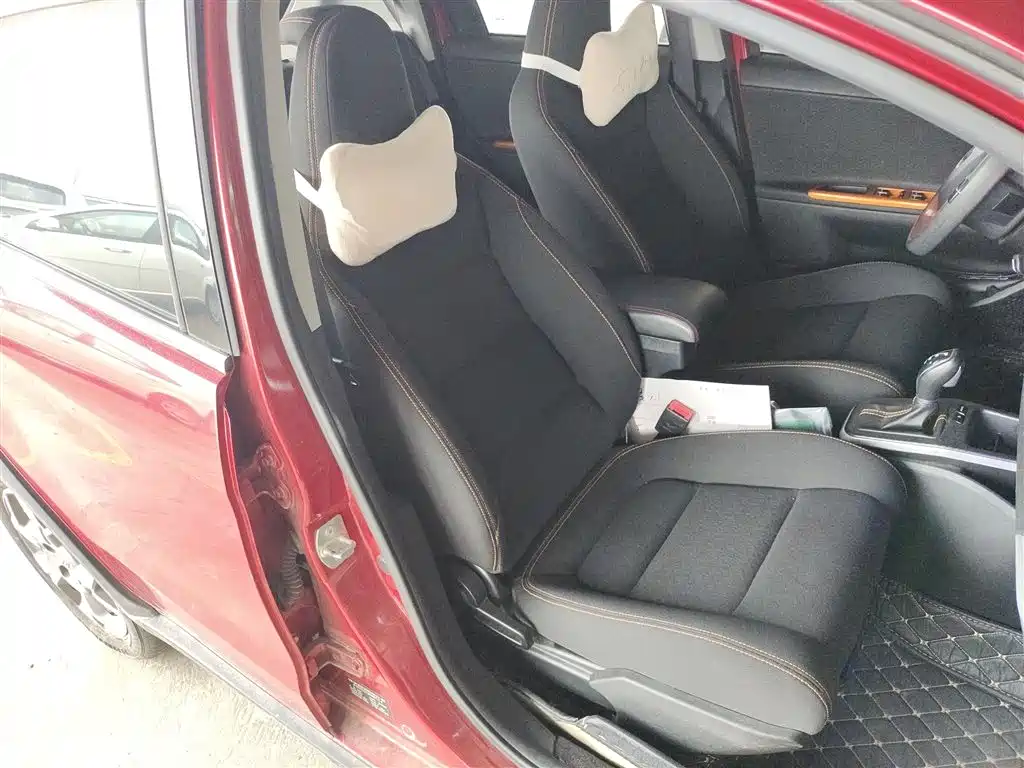 Geely Yuanjing X1 2017 2017 1.3L Auto Fun Edition